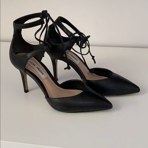 Steve Madden Tie Heels